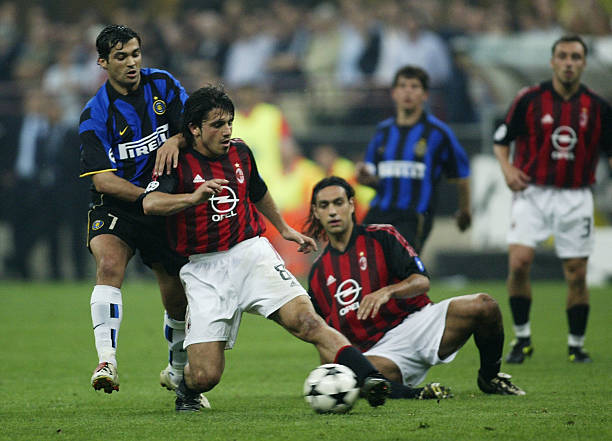 即在足球界 即在足球界