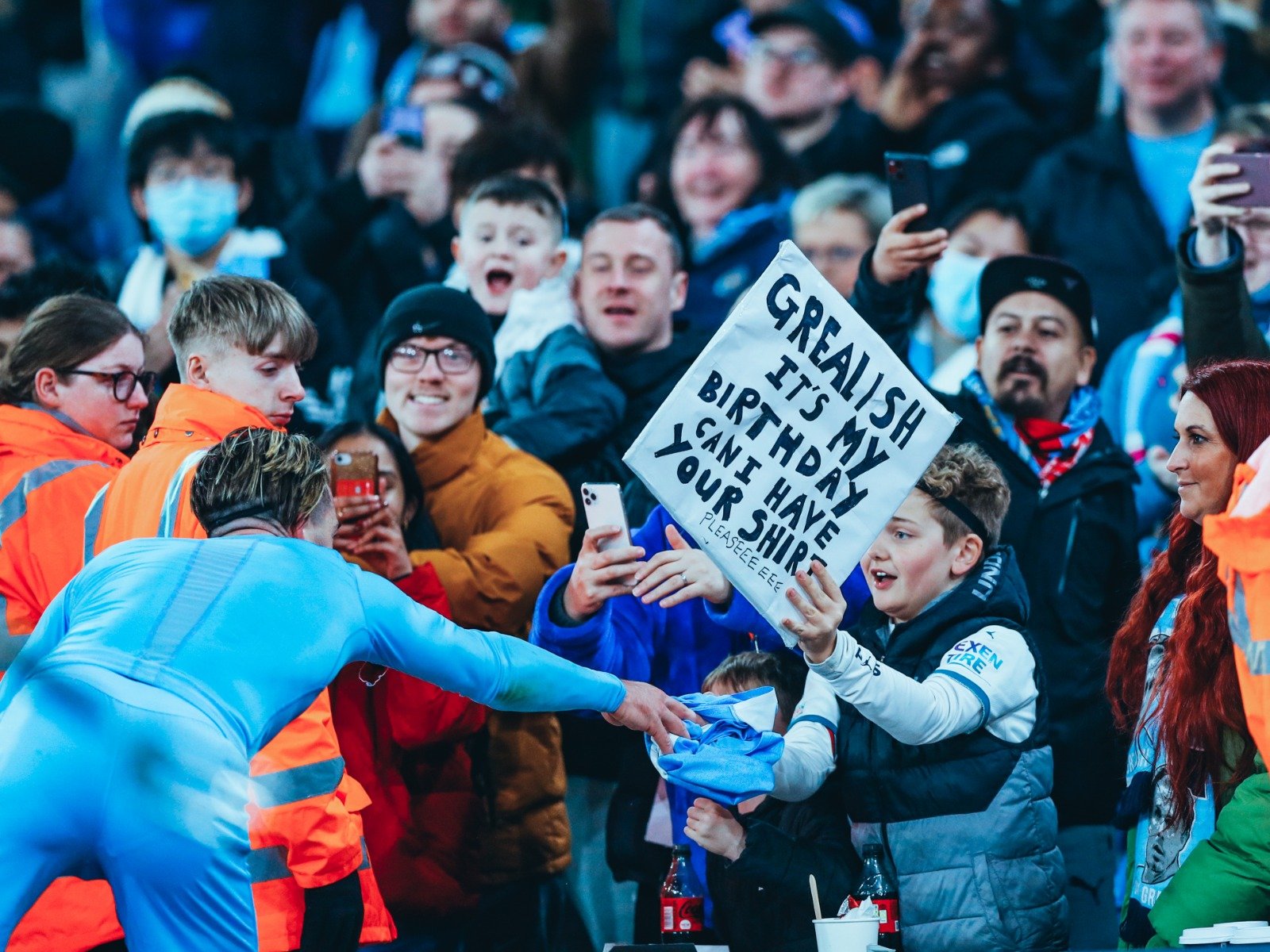 到他在球队 到他在球队