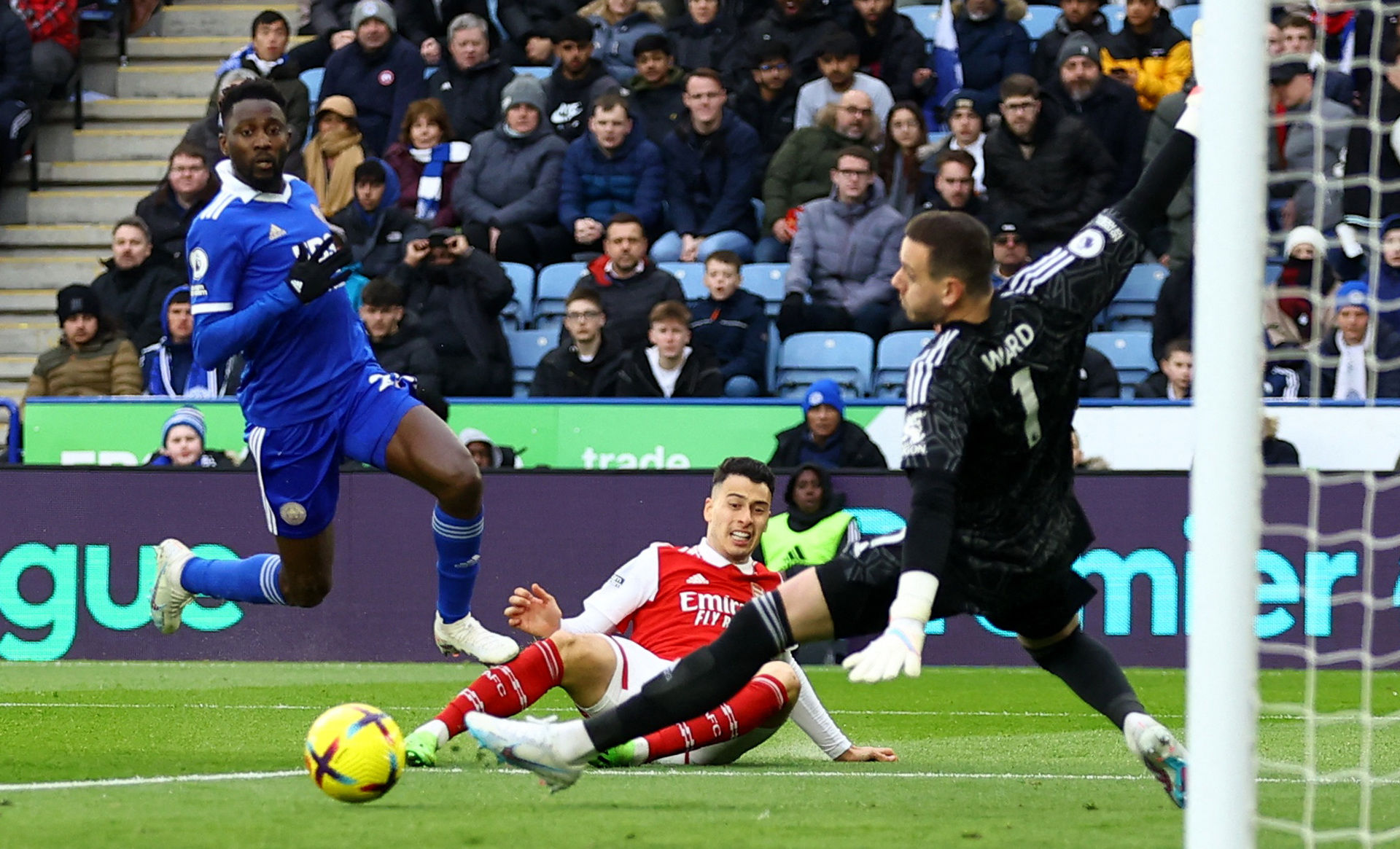 都意味深长 都意味深长